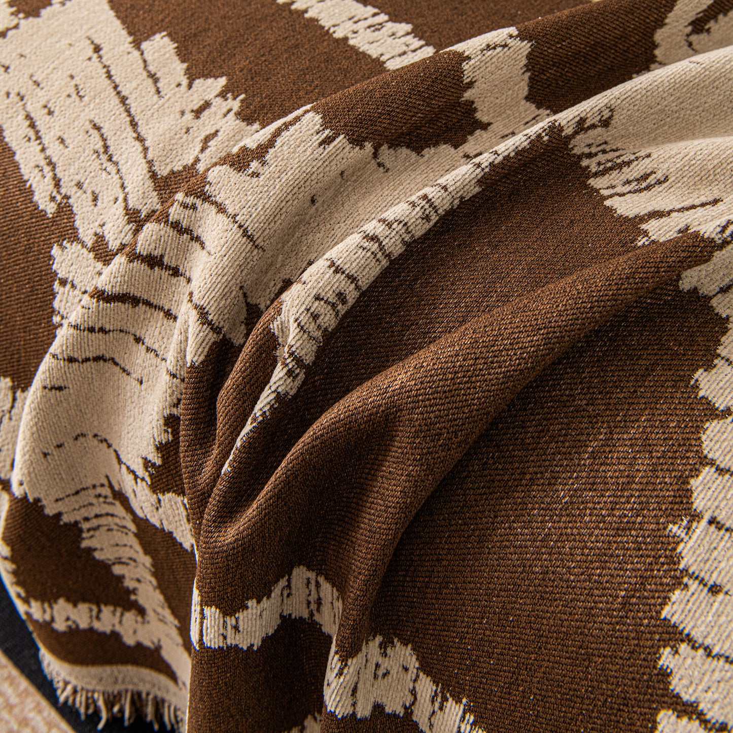 Modern Chenille Bold Abstract Pattern Sofa Cover, Artistic Decorative Furniture Cover