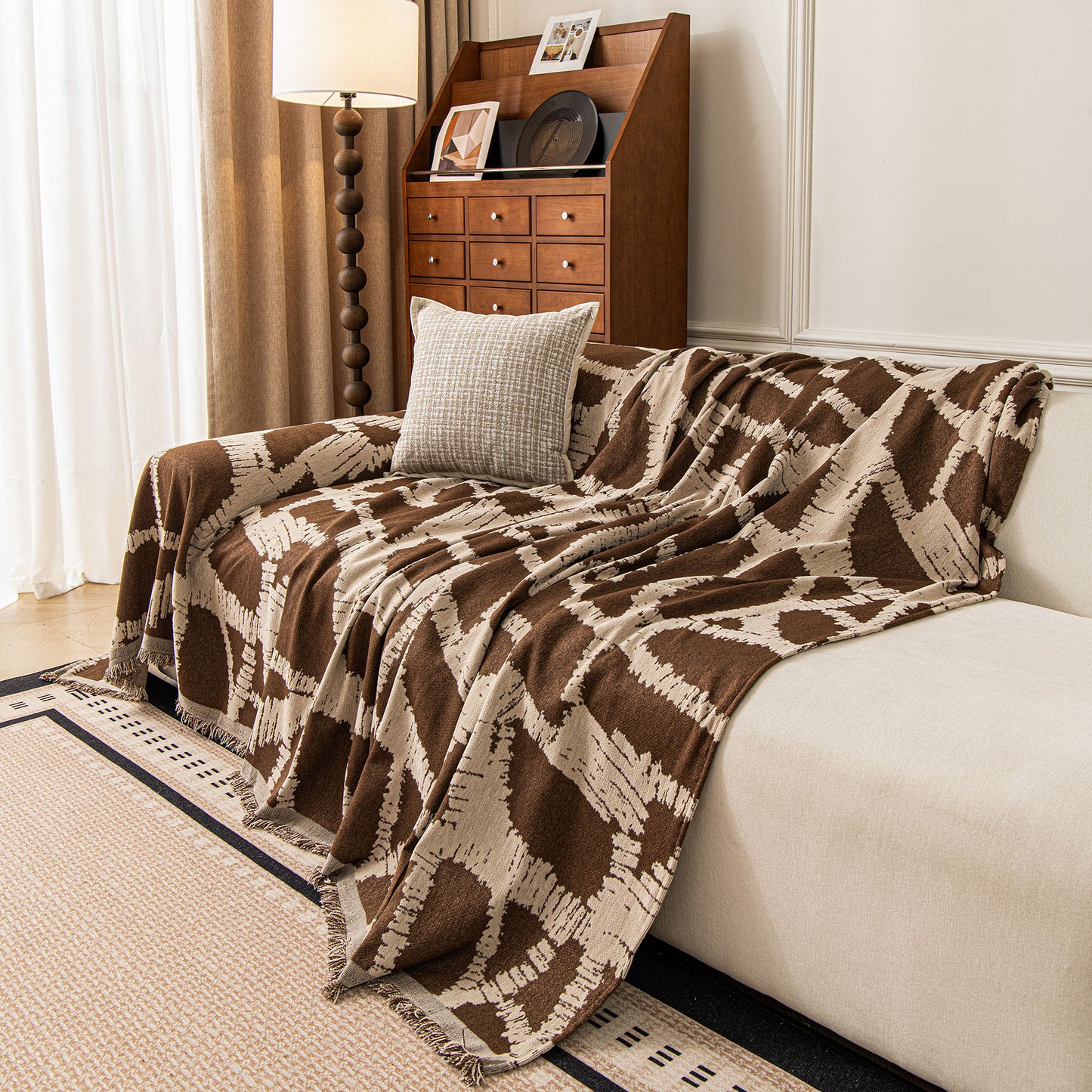 Modern Chenille Bold Abstract Pattern Sofa Cover, Artistic Decorative Furniture Cover