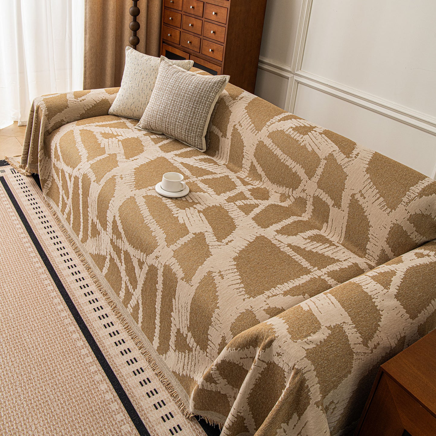Modern Chenille Bold Abstract Pattern Sofa Cover, Artistic Decorative Furniture Cover