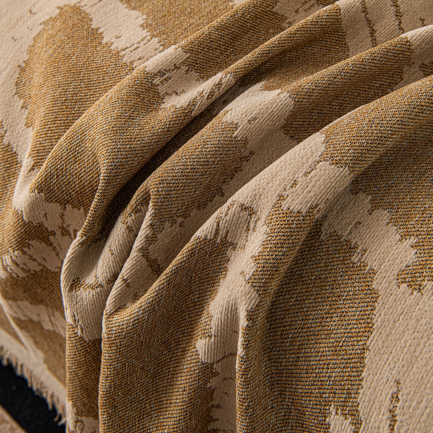 Modern Chenille Bold Abstract Pattern Sofa Cover, Artistic Decorative Furniture Cover