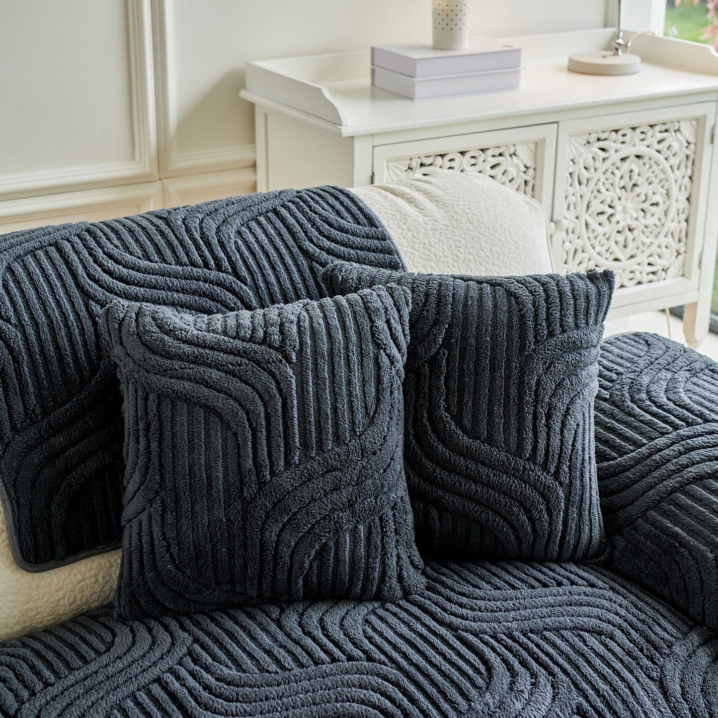 Luxury Plush Non-Slip Sofa Covers, Soft Fuzzy Embossed Sofa Topper & Seat Covers