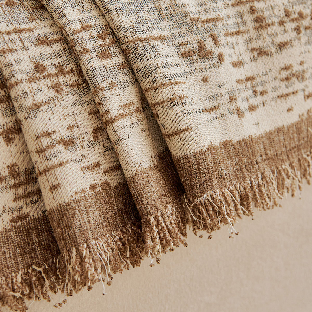 Distressed Abstract Chenille Sofa Throw Cover, Decorative Couch Protector with Tassels