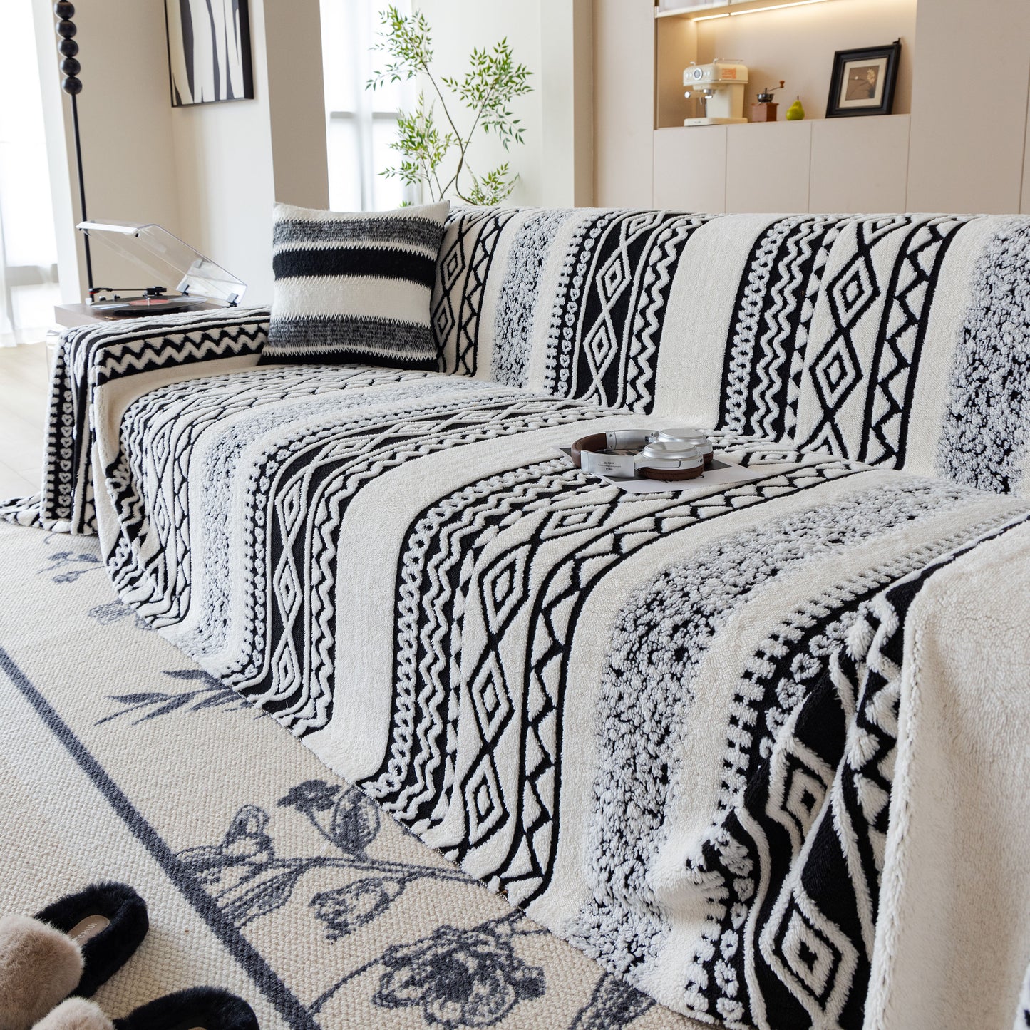 Bohemian Tufted Sofa Cover, Plush Fleece Throw Blanket with 3D Woven Aztec Stripes